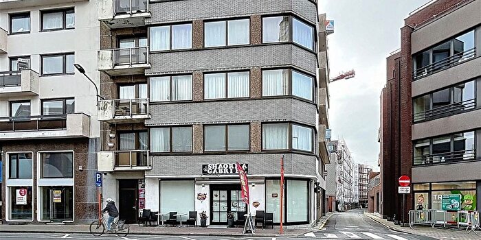 Appartement 8 pièces à vendre à SintMichielsplein, Roeselare