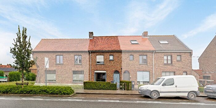 Maison 3 pièces à Brugse Steenweg, Veurne, à vendre