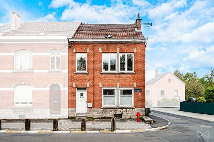 Maison 15 pièces à vendre à Rue des Fusillés, Ottignies