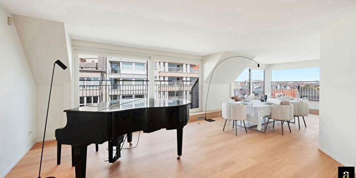 Appartement 3 pièces à vendre à Zeerobbenlaan, HeistaanZee