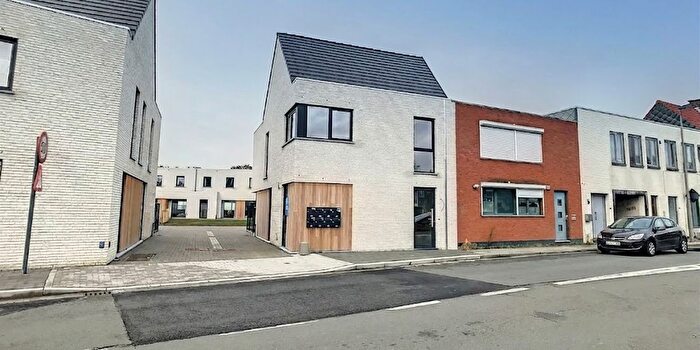 Maison 3 pièces à SintMichielsestraat a, Oostkamp, à louer