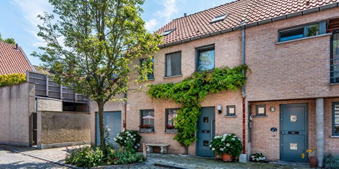 Maison 6 pièces à James Wealestraat, Brugge, à vendre