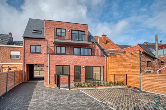 Appartement 8 pièces à Zuidlaan, Zwalm, à louer