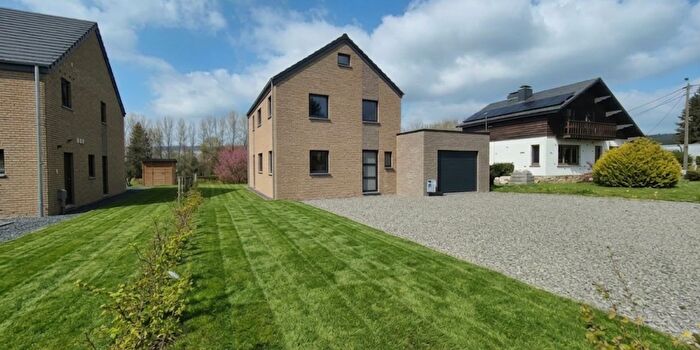 Les Sarts e, Lierneux - Maison 3 pièces à vendre