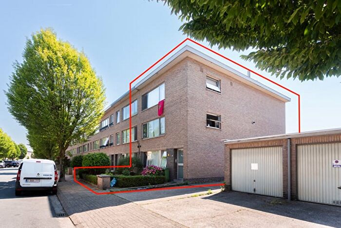 Verbindingslaan, District Borsbeek : Maison 6 pièces à vendre
