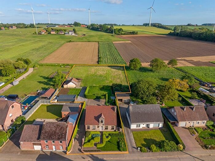 Maison 4 pièces à Kwadestraat, BEKKEVOORT, à vendre
