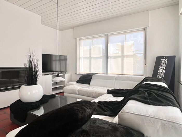 Maison 18 pièces à vendre à Leeuwerikstraat, De Pinte
