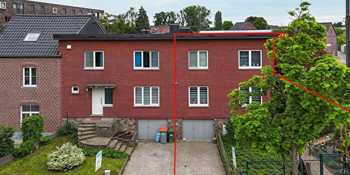 Maison 4 pièces à SintLambertuslaan, Bilzen, à vendre