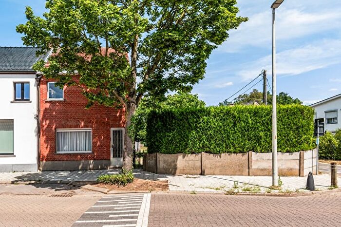 Maison 14 pièces à vendre - Herentalsebaan, Ranst