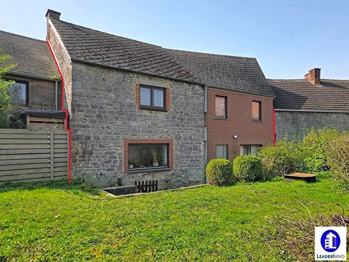 Maison 12 pièces à vendre à Rue De Denée, Mettet