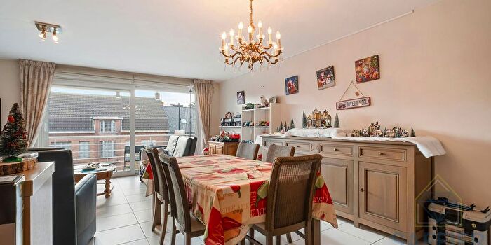 Appartement 2 pièces à Wielsbekestraat F, Oostrozebeke, à vendre