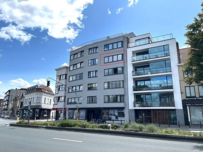 Appartement 3 pièces à Stationsstraat, Eeklo, à vendre