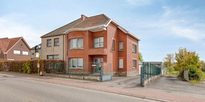 Maison 4 pièces à vendre à Heuvelstraat, Moerbeke