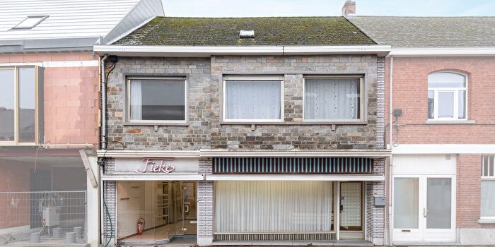 Maison 4 pièces à Winkelstraat, SintAmands, à vendre