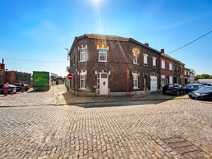 Maison 4 pièces à vendre à Rue de Jéricho, Jemappes