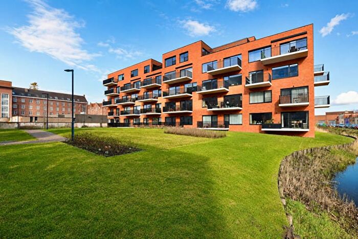 Dullaert, Eeklo - Appartement 17 pièces à vendre