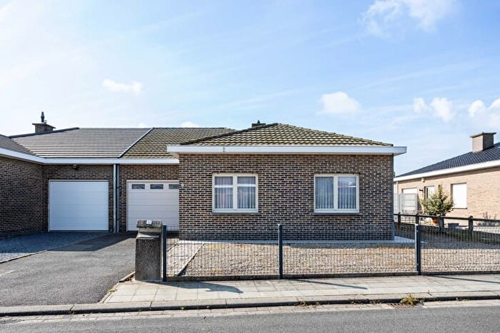 Maison 3 pièces à Boekweitstraat, Harelbeke, à vendre