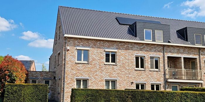 Maison 4 pièces à Leopoldlei A, HeistopdenBerg, à vendre
