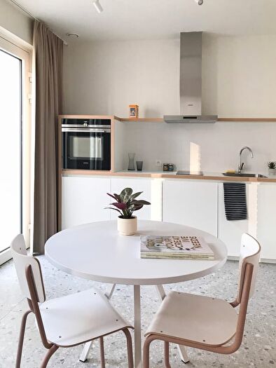 Appartement à Koning Leopold IStraat C, Leuven, à louer