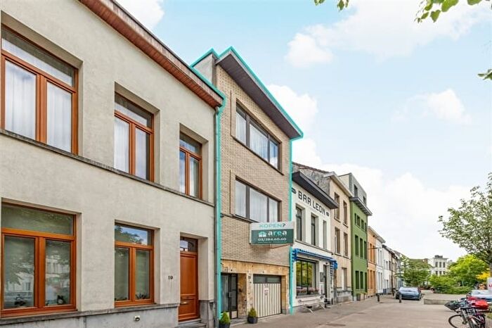 Maison 2 pièces à vendre à Reuzenstraat, BORGERHOUT