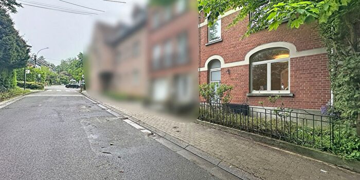 Maison 4 pièces à Rue Gaston Bary, La Hulpe, à louer
