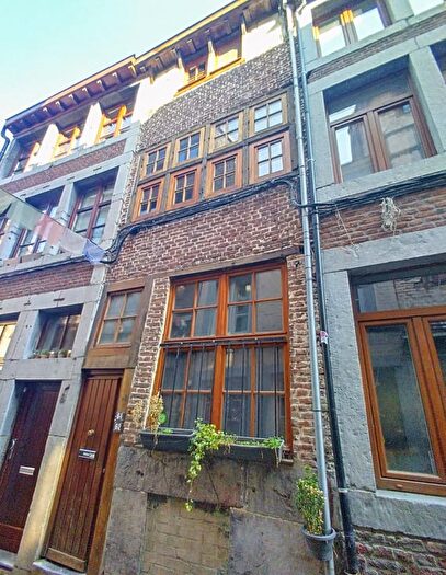 Maison 7 pièces à Rue Beauregard, Liège, à louer