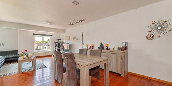 Dorpstraat, Burcht : Appartement 2 pièces à vendre