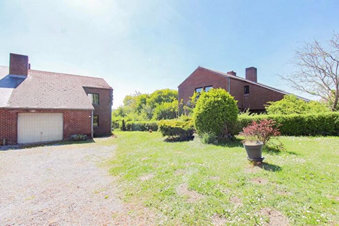 Maison 3 pièces à Rue du Fronia, BoussulezWalcourt, à louer