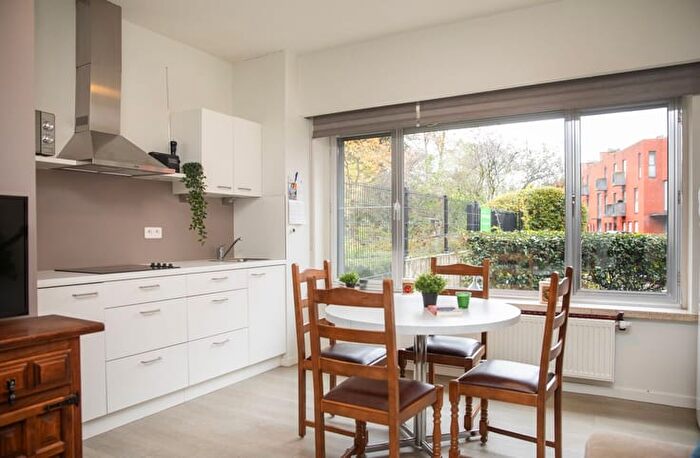 Appartement à Balansstraat, Antwerpen, à louer