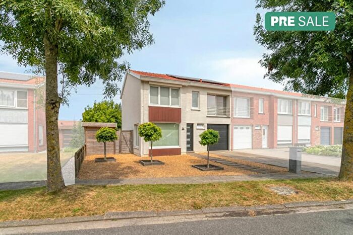 Maison 4 pièces à vendre à Burgemeester Wylinstraat, Ledegem