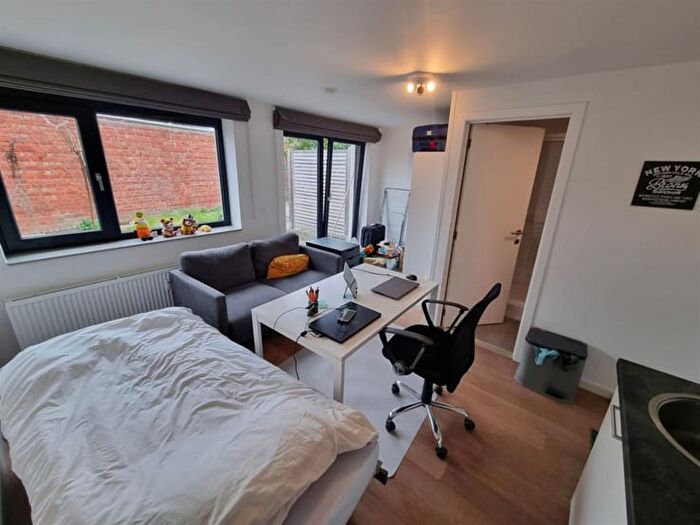 Appartement 1 pièce à louer à Naamsesteenweg, Leuven
