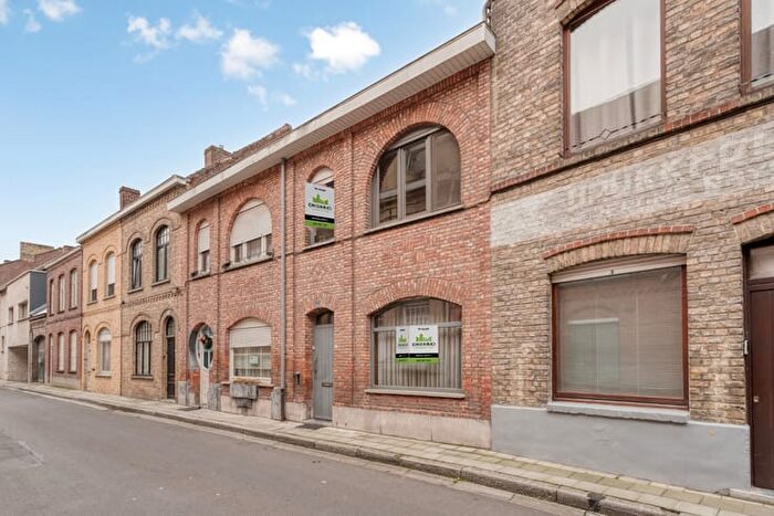 Lange Meersstraat, Ieper : Maison 11 pièces à vendre
