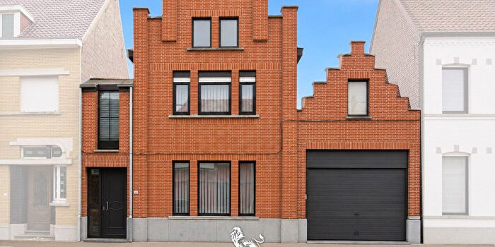 Maison 4 pièces à Kortrijkseweg, BeverenLeie, à vendre