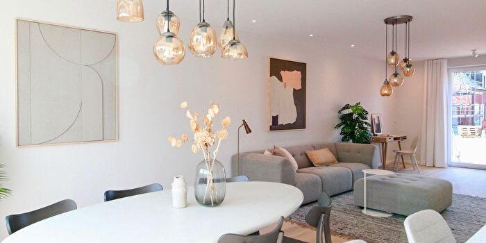 Maison à Via De Oude Diksmuidsestraat, Roeselare, à vendre