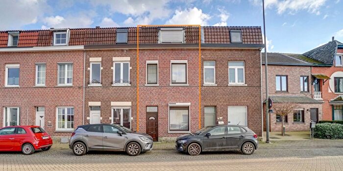 Maison 4 pièces à vendre à Koninksemsteenweg, Tongeren