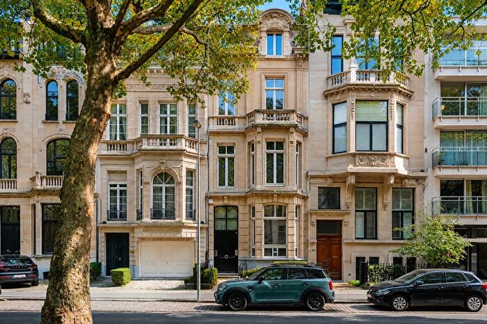 Maison 18 pièces à Jan Van Rijswijcklaan, Antwerpen, à vendre