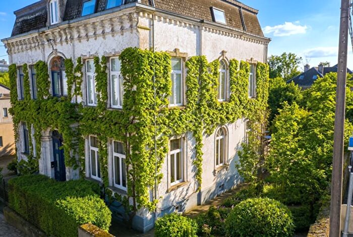 Maison 6 pièces à vendre - rue des Déportés, ARLON