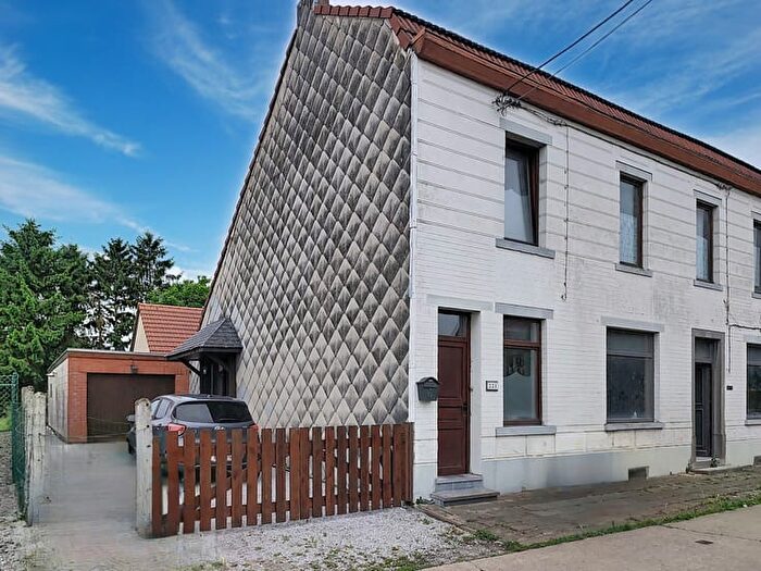 Maison 2 pièces à rue du Nord, ChapellelezHerlaimont, à vendre