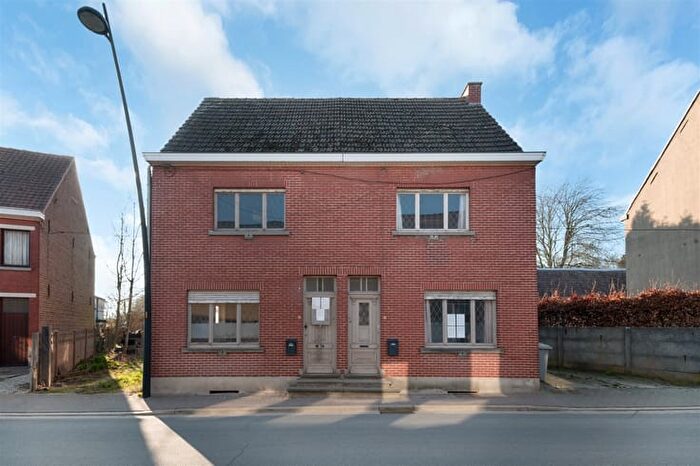 Maison 8 pièces à vendre à Moortselestraat, OOSTERZELE