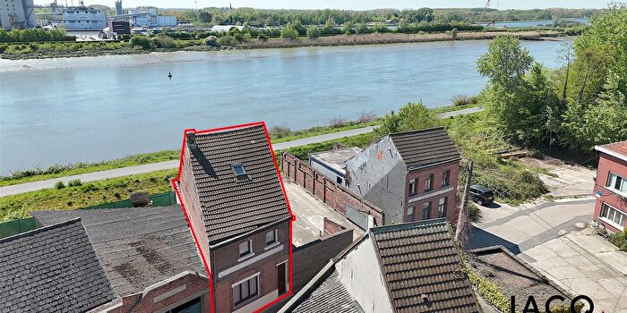 Maison 4 pièces à Noeveren, Boom, à vendre