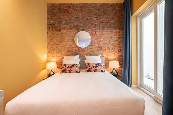 Aalmoezenierstraat, Antwerpen : Appartement 1 pièce à louer