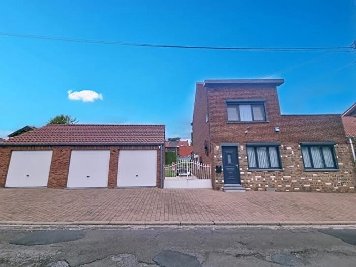 Rue du Richot, Charleroi MontigniessurSambre : Maison 3 pièces à vendre