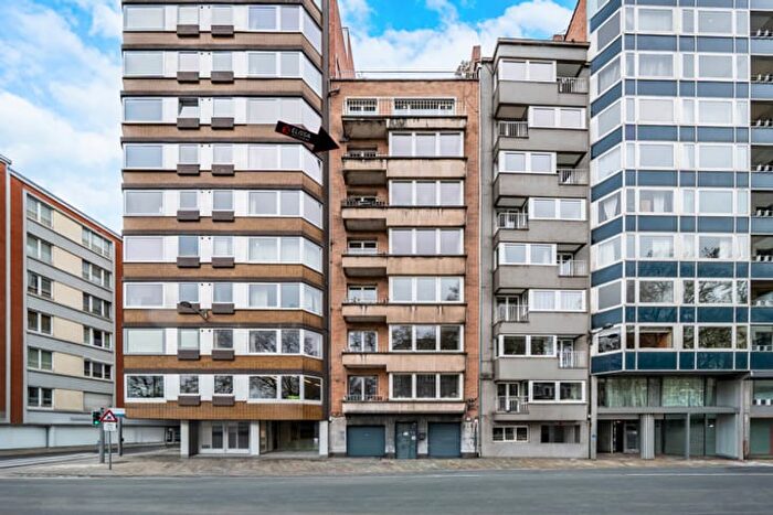 Blonden, Liège : Appartement 10 pièces à vendre