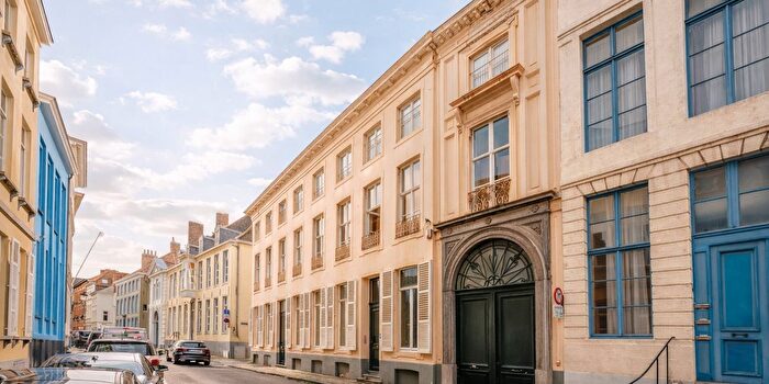 Brugge, WestVlaanderen : Maison 11 pièces à vendre