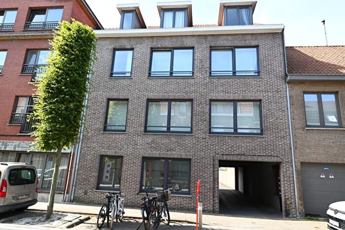 Appartement 12 pièces à louer - Julius Delaplacestraat, SintKruis