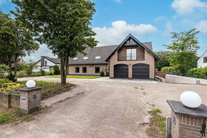 Maison 7 pièces à vendre à Enclavegrens, BaarleHertog