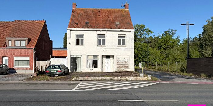 Maison 4 pièces à Bruggestraat, Ingelmunster, à vendre