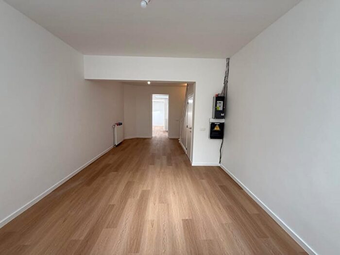 Appartement 3 pièces à vendre - Rue BelleHôtesse, MORLANWELZMARIEMONT