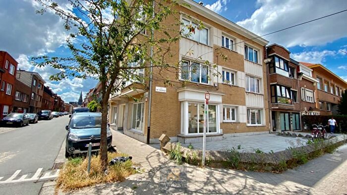 Appartement 7 pièces à Jos Verdegemstraat, SintAmandsberg, à louer