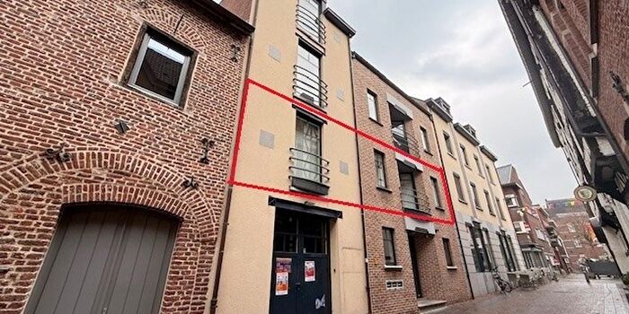 Halstraat, Maaseik : Appartement 1 pièce à louer